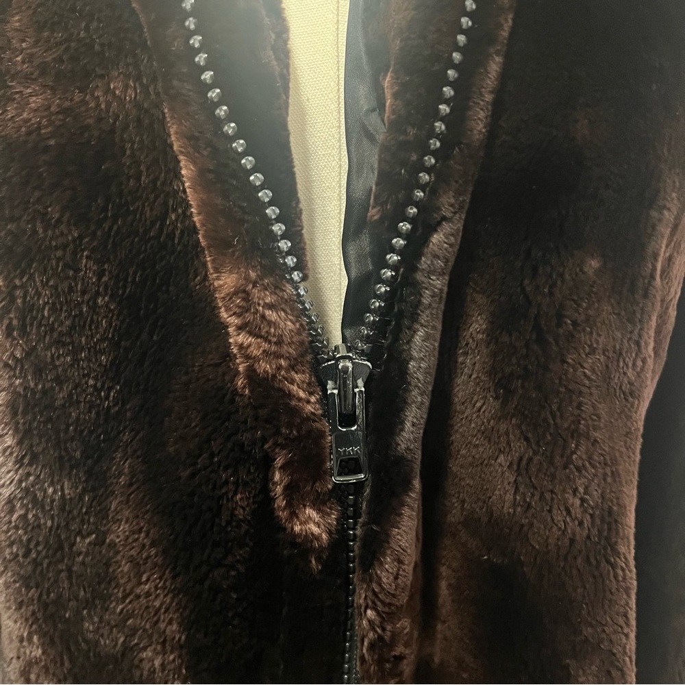 Vintage Manor-Feldman Chicago Fur Coat Brown Plush Zip-Up Jacket - Picture 4 of 13